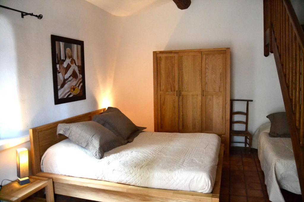 Auberge D'Anais Entrechaux Zewnętrze zdjęcie