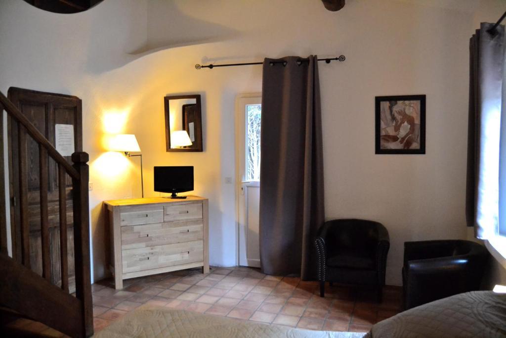 Auberge D'Anais Entrechaux Zewnętrze zdjęcie