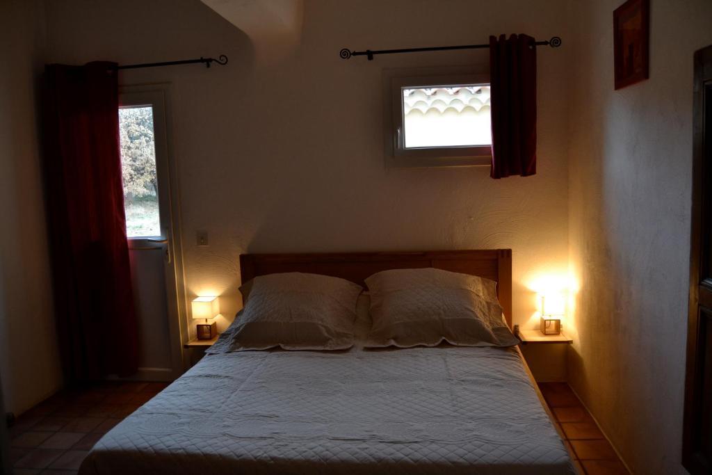 Auberge D'Anais Entrechaux Zewnętrze zdjęcie